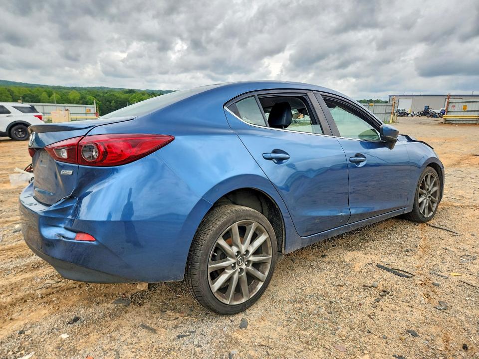 Продаж на аукціоні авто 2018 Mazda 3, vin: 3MZBN1V38JM255607, номер лоту: 62496076
