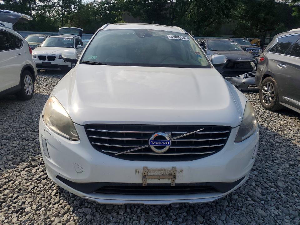 2015 Volvo Xc60 მანქანა იყიდება აუქციონზე, vin: YV4902RC8F2571598, აუქციონის ნომერი: 61006946