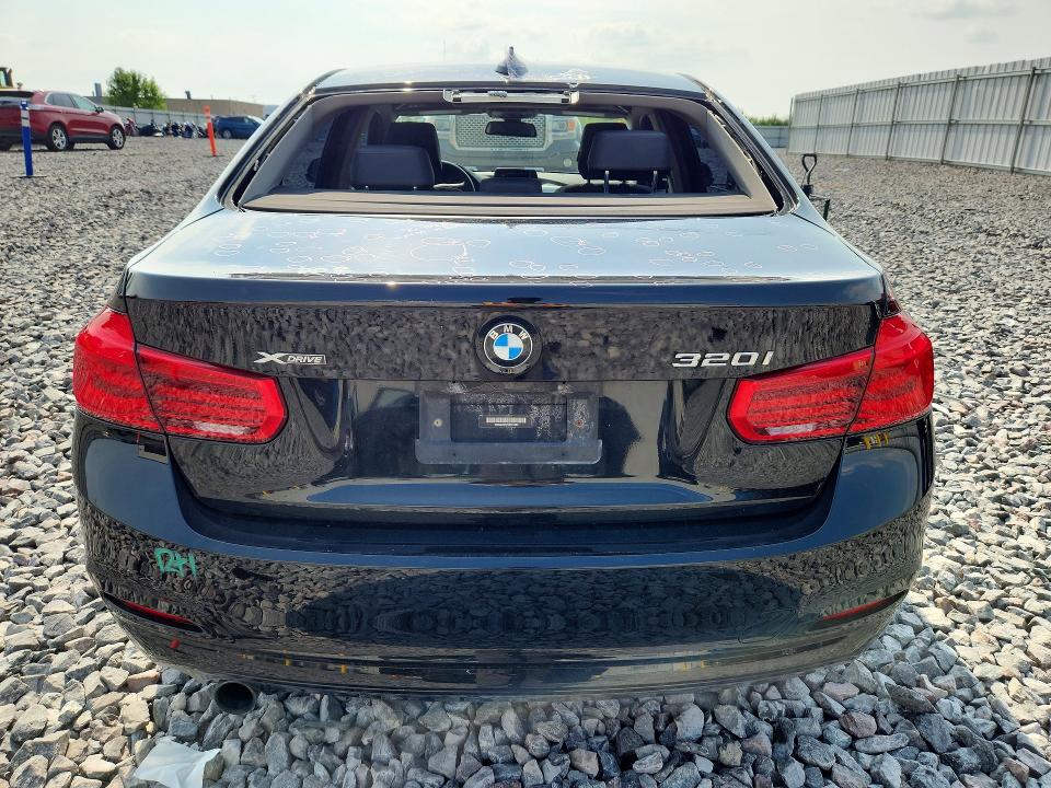 2016 Bmw 320 მანქანა იყიდება აუქციონზე, vin: WBA8A3C57GK551384, აუქციონის ნომერი: 62932506