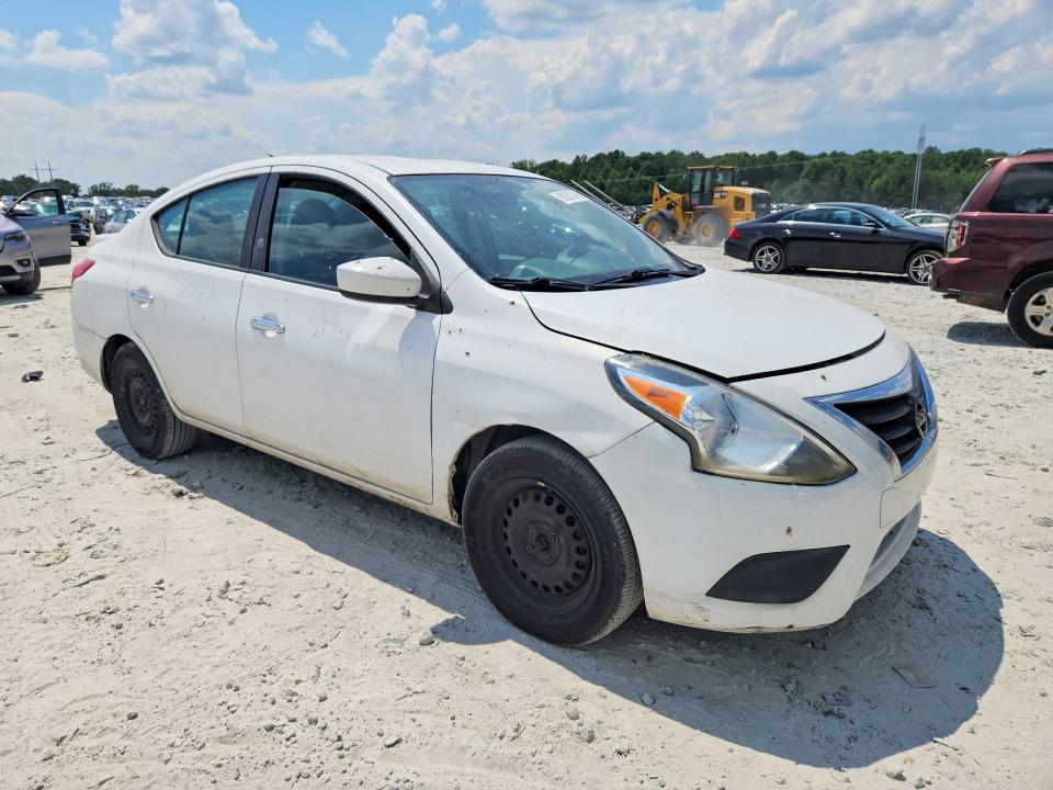60261746 :رقم المزاد ، 3N1CN7APXGL807791 vin ، 2016 Nissan Versa مزاد بيع