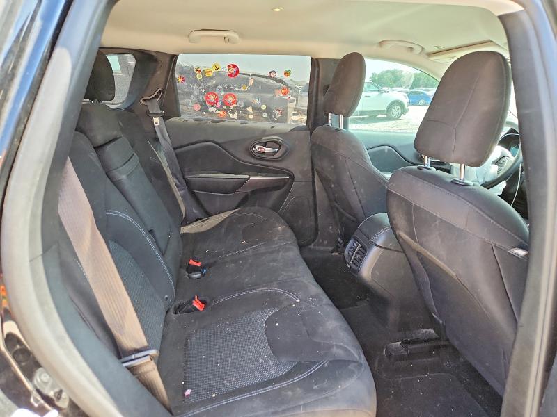 Продажа на аукционе авто 2019 Jeep Cherokee, vin: 1C4PJLCB0KD392855, номер лота: 63549166