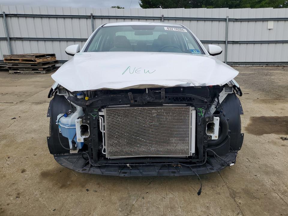 63219206 :رقم المزاد ، 5NPD84LF6HH022665 vin ، 2017 Hyundai Elantra مزاد بيع
