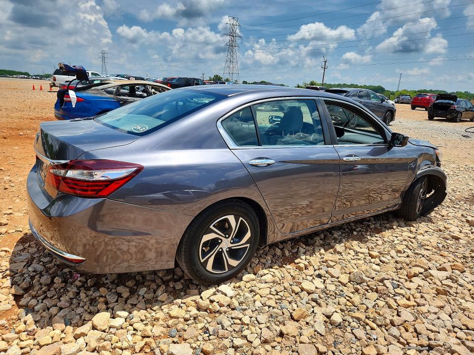 60291476 :رقم المزاد ، 1HGCR2F36HA155580 vin ، 2017 Honda Accord مزاد بيع