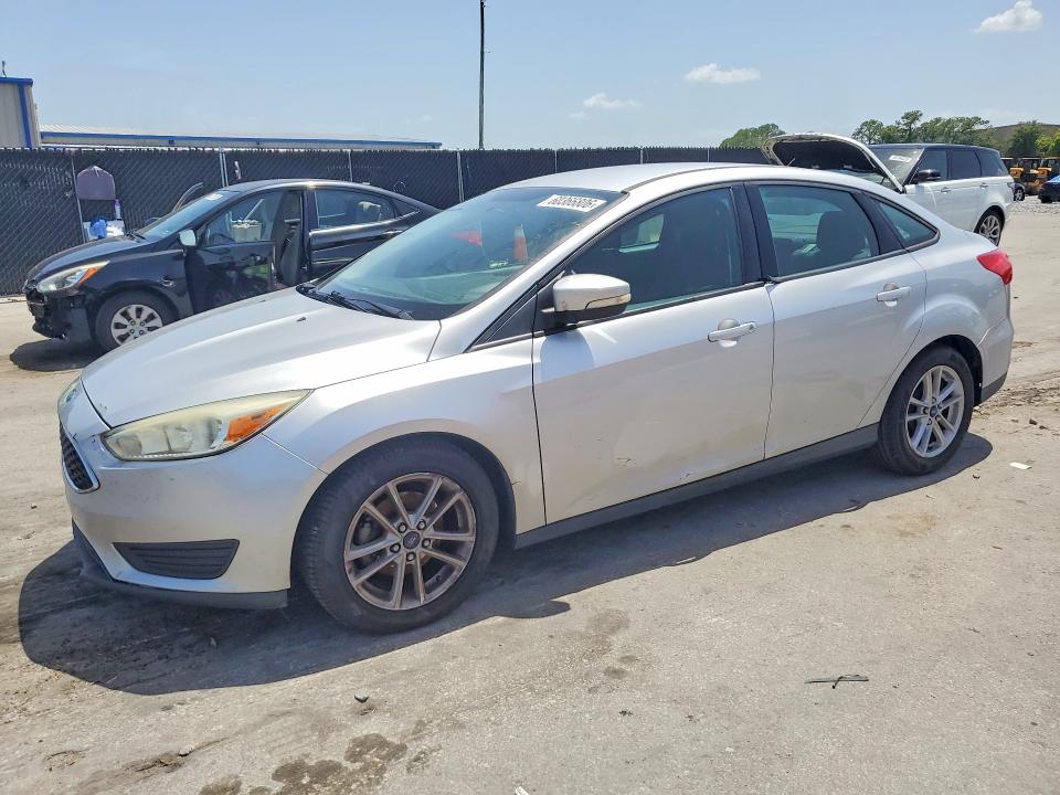 60366806 :رقم المزاد ، 1FADP3F2XFL249586 vin ، 2015 Ford Focus مزاد بيع