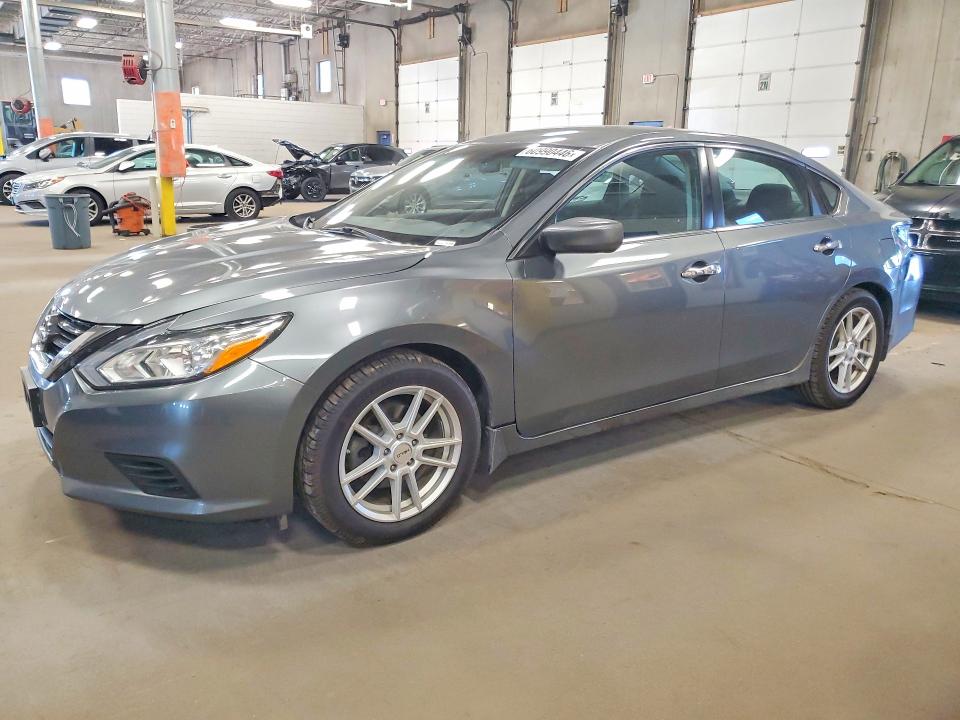 2018 Nissan Altima მანქანა იყიდება აუქციონზე, vin: 1N4AL3AP7JC139718, აუქციონის ნომერი: 60990446
