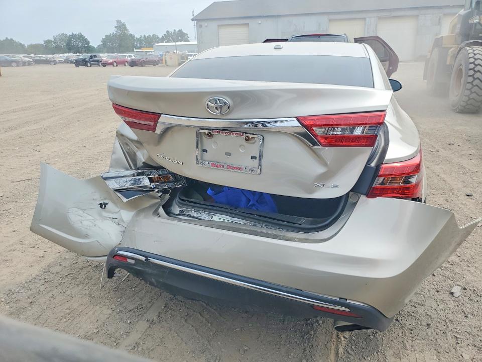 63201476 :رقم المزاد ، 4T1BK1EB5HU261093 vin ، 2017 Toyota Avalon مزاد بيع