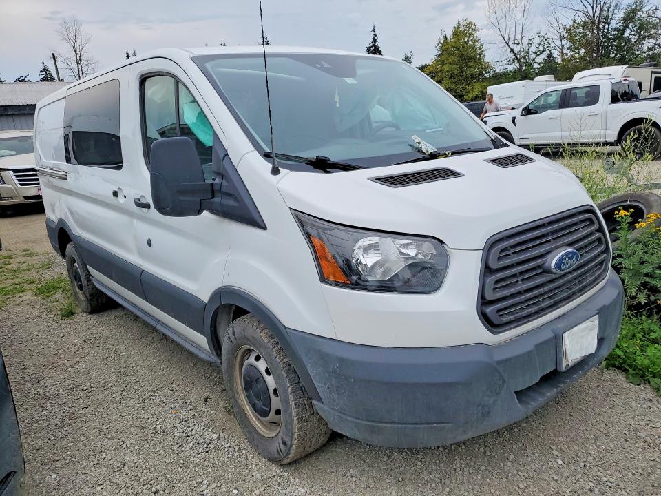 55919046 :رقم المزاد ، 1FTYE1YM2JKA18166 vin ، 2018 Ford Transit مزاد بيع