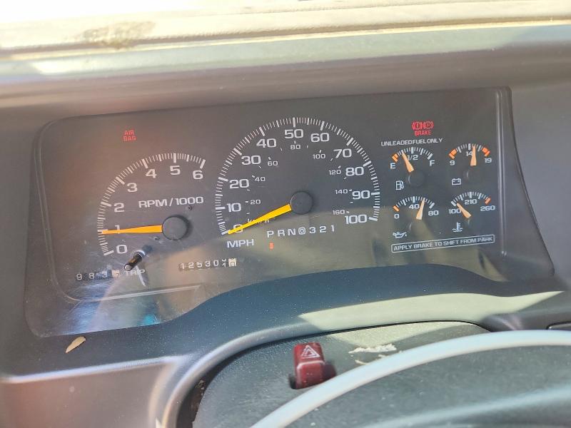 Продаж на аукціоні авто 1999 Chevrolet Suburban, vin: 3GNEC16R1XG187383, номер лоту: 62303606