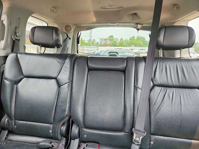 60795126 :رقم المزاد ، 5FNYF4H76BB063375 vin ، 2011 Honda Pilot مزاد بيع