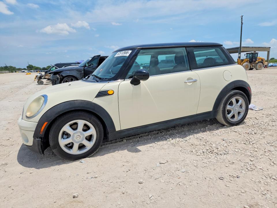 Продажа на аукционе авто 2008 Mini Cooper, vin: WMWMF33578TT66280, номер лота: 62610966