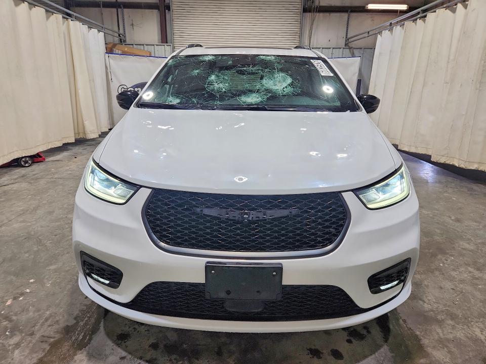 Продажа на аукционе авто 2025 Chrysler Pacifica, vin: 2C4RC1GG3SR544556, номер лота: 60035926