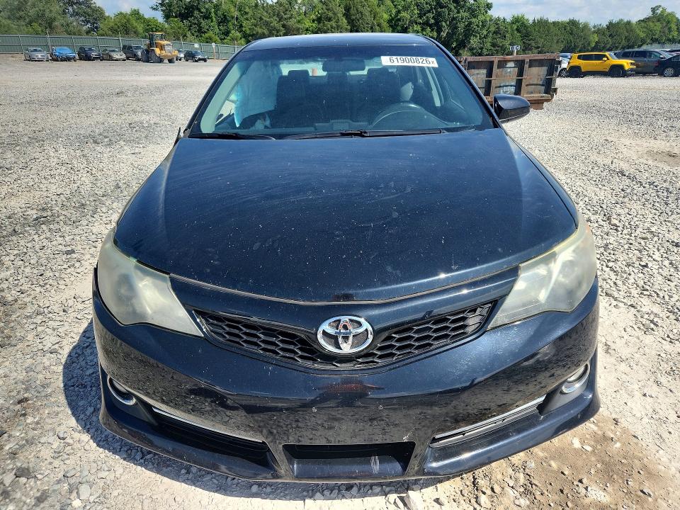 2014 Toyota Camry მანქანა იყიდება აუქციონზე, vin: 4T1BF1FK0EU826669, აუქციონის ნომერი: 61900826