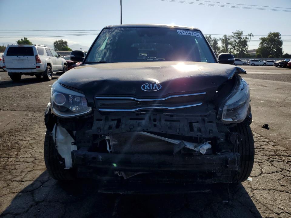 Продажа на аукционе авто 2017 Kia Soul, vin: KNDJP3A58H7439008, номер лота: 61418716