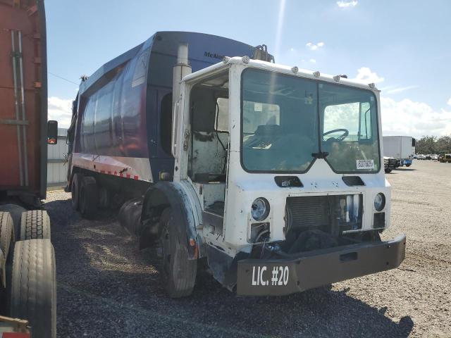 62078826 :رقم المزاد ، 1M2K189C45M027554 vin ، 2005 Mack Mr600 مزاد بيع