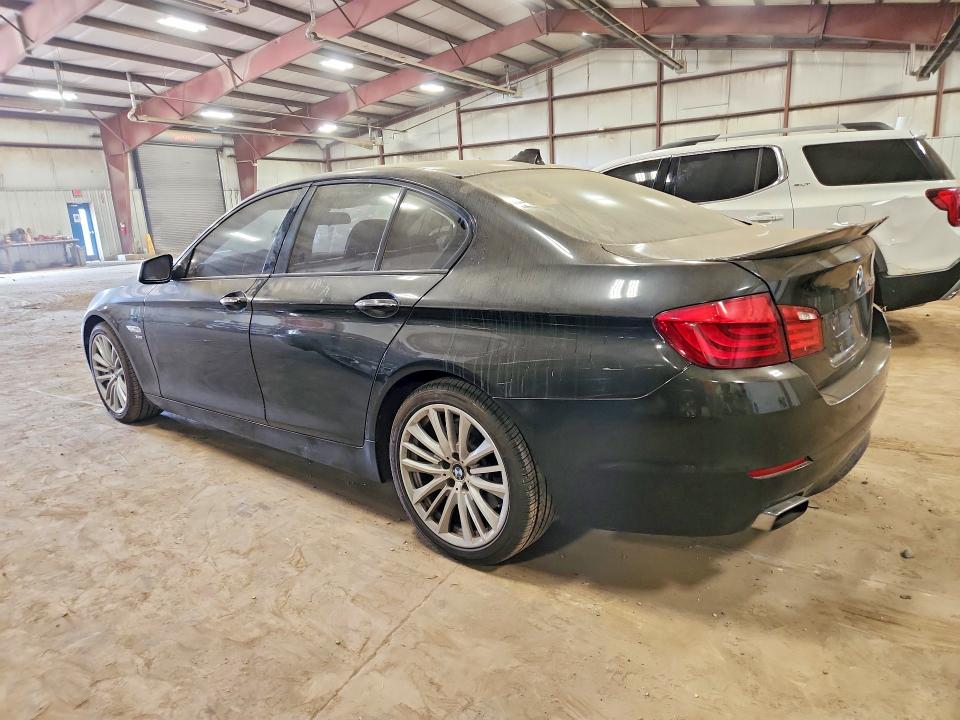 2011 Bmw 550 მანქანა იყიდება აუქციონზე, vin: WBAFU9C53BC785350, აუქციონის ნომერი: 61930476