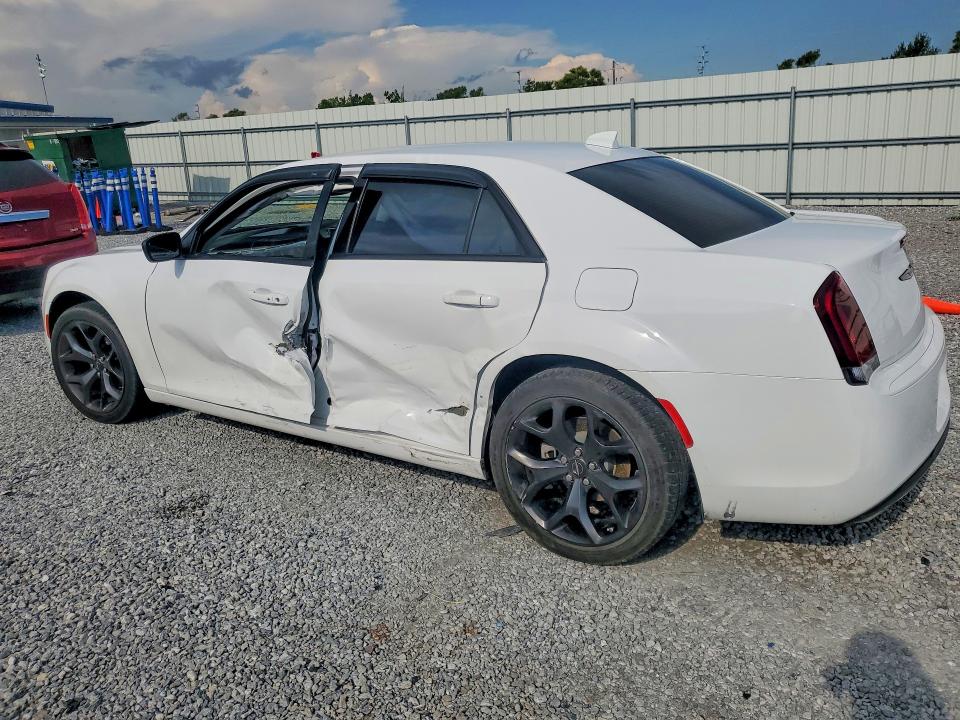 59875436 :رقم المزاد ، 2C3CCAAG0PH664864 vin ، 2023 Chrysler 300 مزاد بيع