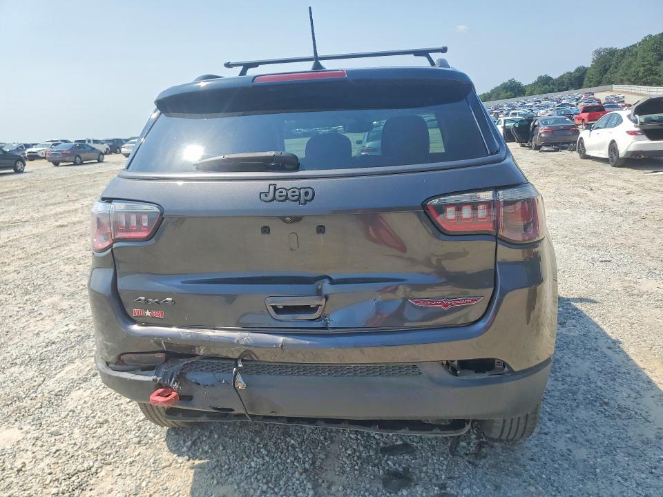 62449446 :رقم المزاد ، 3C4NJDDB4KT799941 vin ، 2019 Jeep Compass مزاد بيع