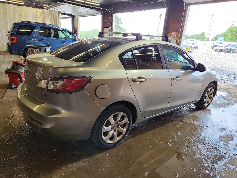 Auction sale of the 2013 Mazda 3, vin: JM1BL1U76D1719900, lot number: 77250465