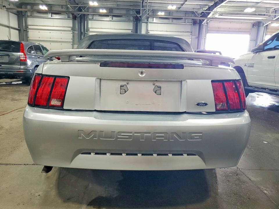 59864406 :رقم المزاد ، 1FAFP44404F123171 vin ، 2004 Ford Mustang مزاد بيع