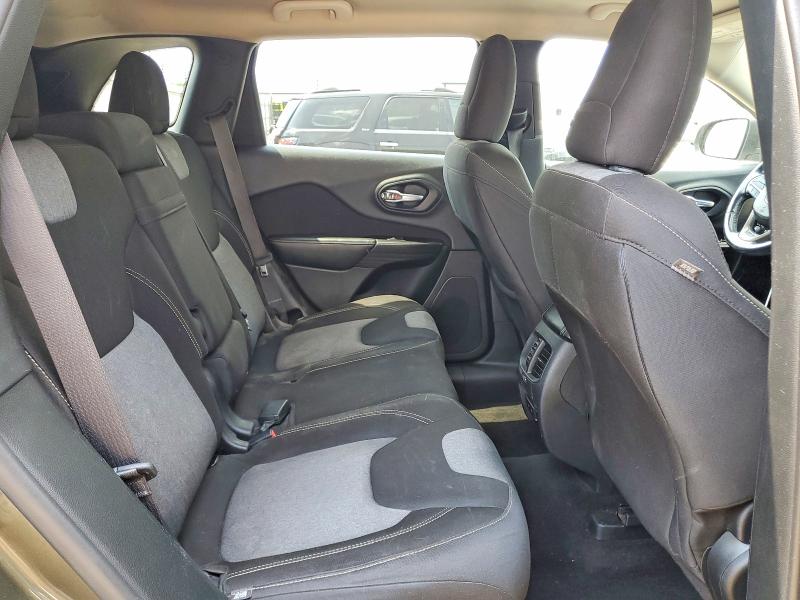 62270986 :رقم المزاد ، 1C4PJMCSXEW258966 vin ، 2014 Jeep Cherokee مزاد بيع