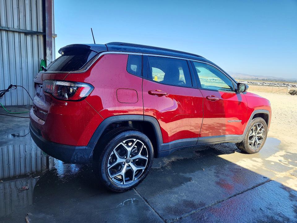 63398996 :رقم المزاد ، 3C4NJDCN2ST525603 vin ، 2025 Jeep Compass مزاد بيع