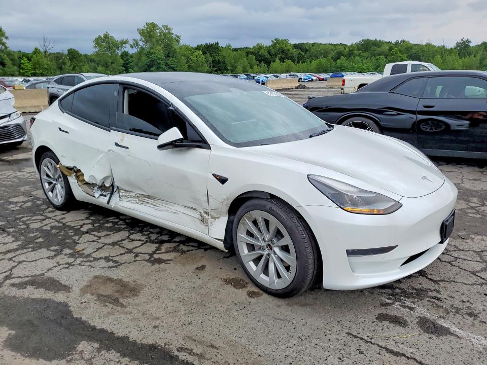 2022 Tesla Model 3 მანქანა იყიდება აუქციონზე, vin: 5YJ3E1EB2NF276154, აუქციონის ნომერი: 61493306
