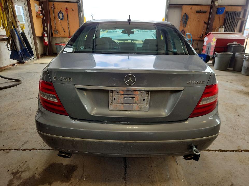 Продажа на аукционе авто 2012 Mercedes-benz C, vin: WDDGF8FB8CA597374, номер лота: 58961106