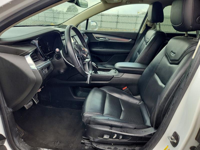 61853586 :رقم المزاد ، 1GYKNFRS0JZ158766 vin ، 2018 Cadillac Xt5 مزاد بيع