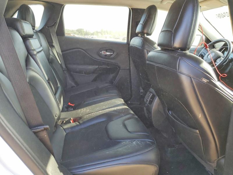 59302406 :رقم المزاد ، 1C4PJLLB8KD384230 vin ، 2019 Jeep Cherokee مزاد بيع