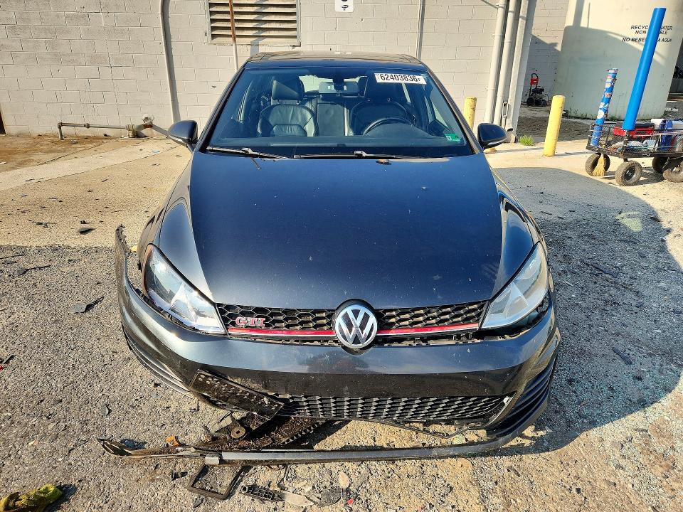 62403836 :رقم المزاد ، 3VW447AU3FM056355 vin ، 2015 Volkswagen Gti مزاد بيع