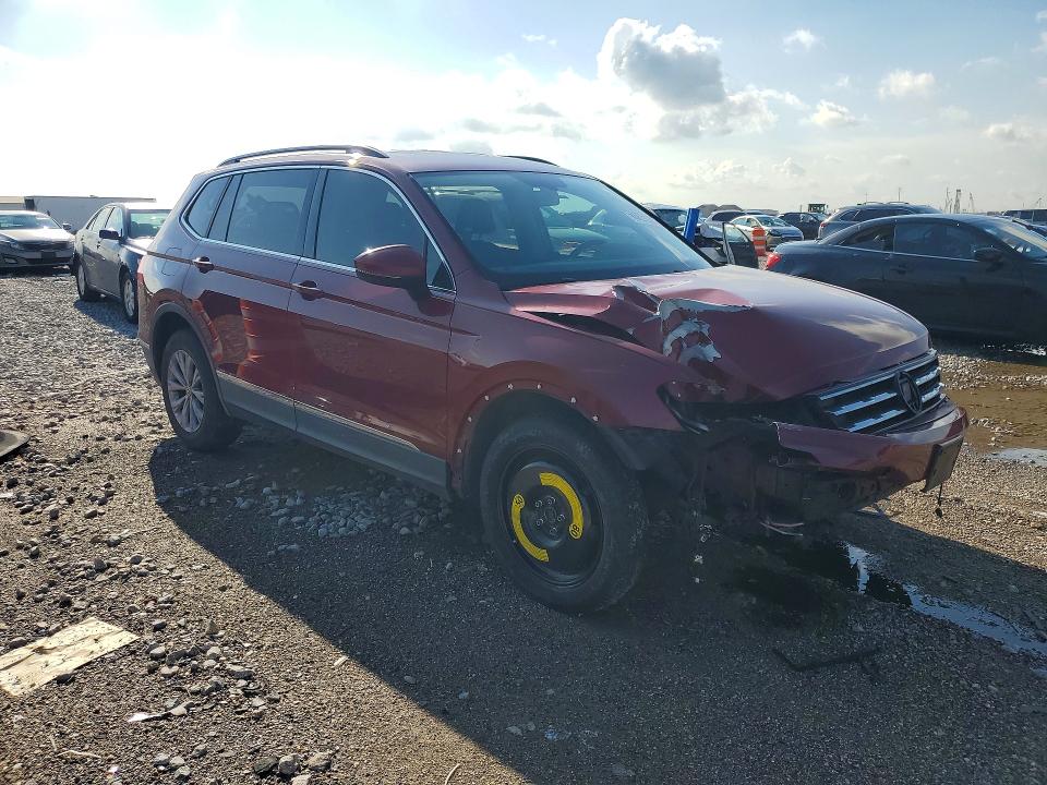 Продаж на аукціоні авто 2018 Volkswagen Tiguan, vin: 3VV3B7AX7JM044248, номер лоту: 85631225