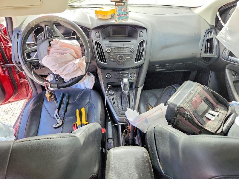 60451296 :رقم المزاد ، 1FADP3F27GL295362 vin ، 2016 Ford Focus مزاد بيع