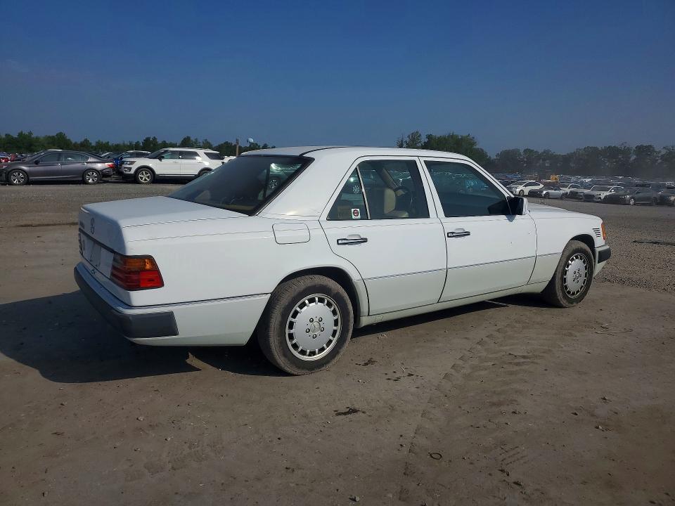 Продажа на аукционе авто 1992 Mercedes-benz 300, vin: WDBEB28D2NB759410, номер лота: 59646276