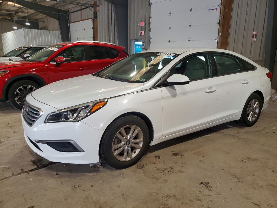 61761506 :رقم المزاد ، 5NPE24AF6GH381411 vin ، 2016 Hyundai Sonata مزاد بيع