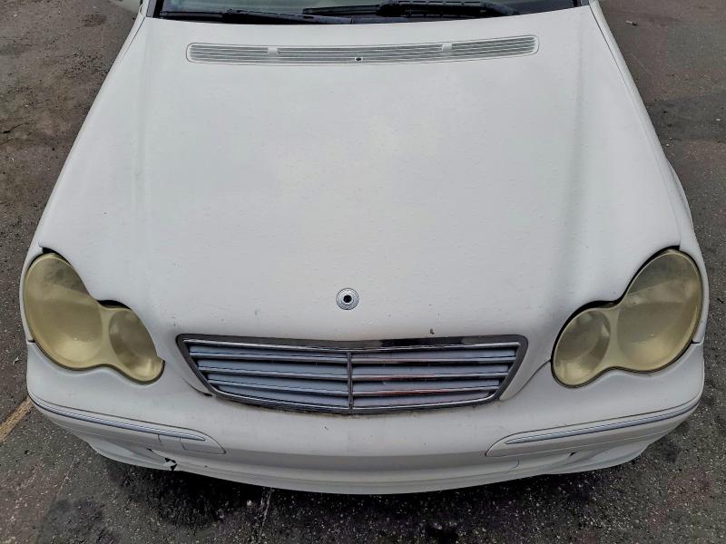 60397396 :رقم المزاد ، WDBRF56HX6F740479 vin ، 2006 Mercedes-benz C مزاد بيع