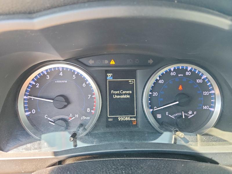 2018 Toyota Highlander მანქანა იყიდება აუქციონზე, vin: 5TDBZRFH3JS499343, აუქციონის ნომერი: 61959046