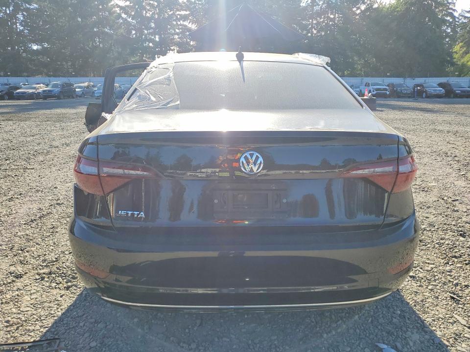 59357596 :رقم المزاد ، 3VWC57BU3MM003045 vin ، 2021 Volkswagen Jetta مزاد بيع