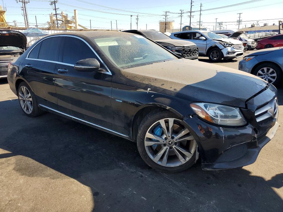 2017 Mercedes-benz C მანქანა იყიდება აუქციონზე, vin: 55SWF4HB6HU221278, აუქციონის ნომერი: 63624896