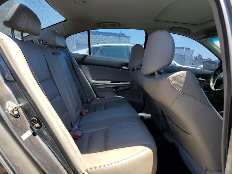 Auction sale of the 2010 Honda Accord, vin: 1HGCP2F84AA048017, lot number: 61979666