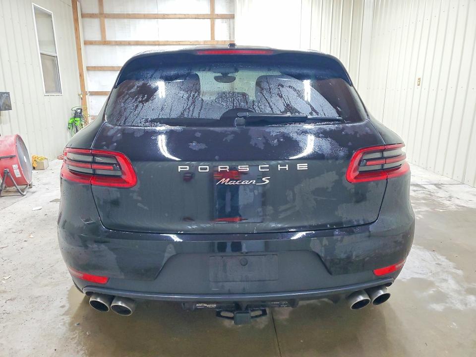 62774306 :رقم المزاد ، WP1AB2A50FLB52533 vin ، 2015 Porsche Macan مزاد بيع