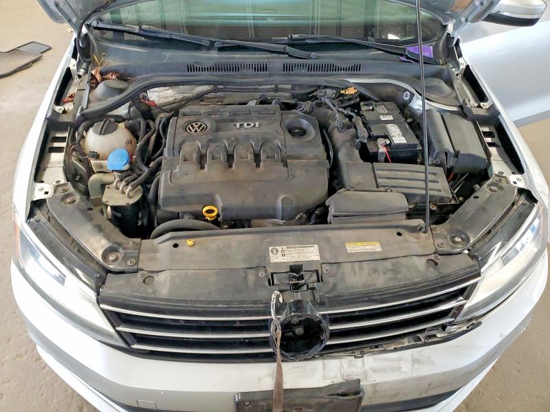 2015 Volkswagen Jetta მანქანა იყიდება აუქციონზე, vin: 3VWLA7AJ6FM273053, აუქციონის ნომერი: 61232216