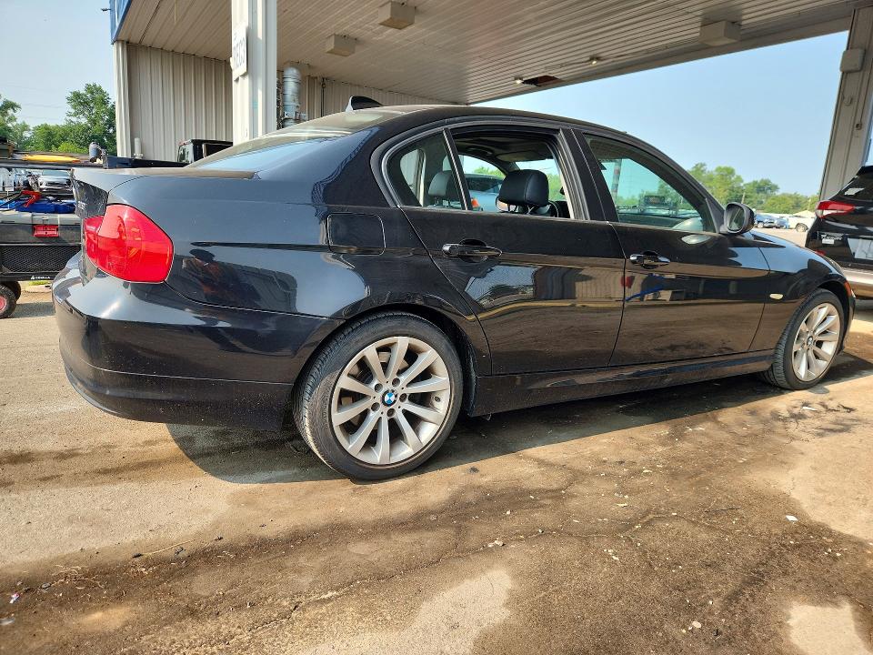 2011 Bmw 328 მანქანა იყიდება აუქციონზე, vin: WBAPH7G53BNM55039, აუქციონის ნომერი: 61193226