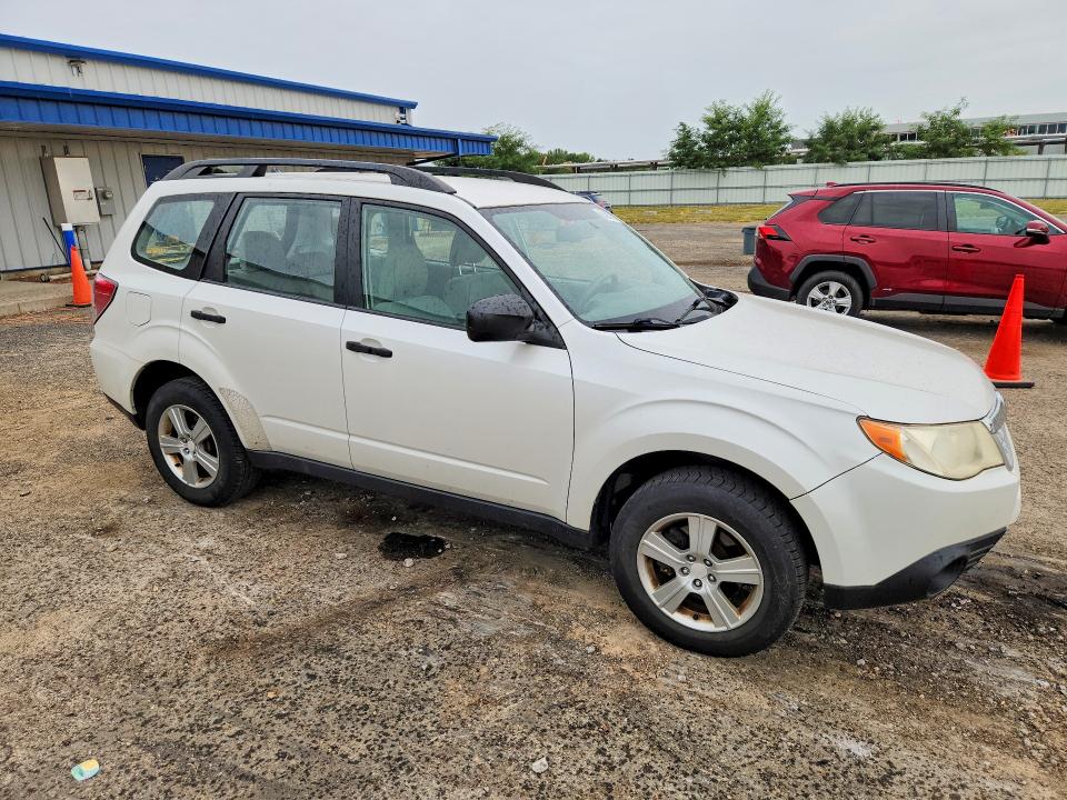 2011 Subaru Forester მანქანა იყიდება აუქციონზე, vin: JF2SHBBC9BH727695, აუქციონის ნომერი: 63583216
