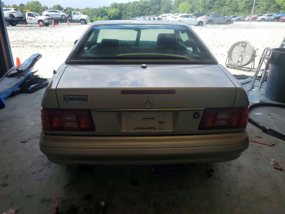 2000 Mercedes-benz Sl მანქანა იყიდება აუქციონზე, vin: WDBFA68F1YF189767, აუქციონის ნომერი: 59579696