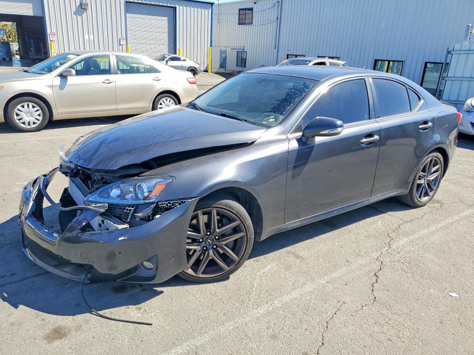 62833156 :رقم المزاد ، JTHBE5C24B5027470 vin ، 2011 Lexus Is مزاد بيع