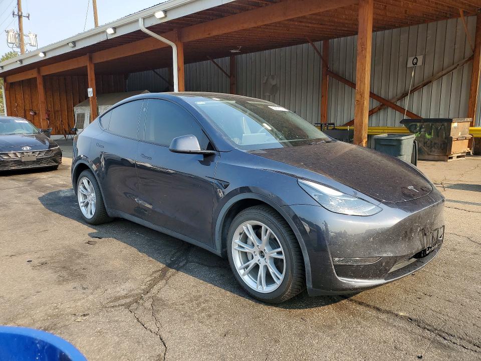 59979176 :رقم المزاد ، 7SAYGDEE4RF075361 vin ، 2024 Tesla Model Y مزاد بيع