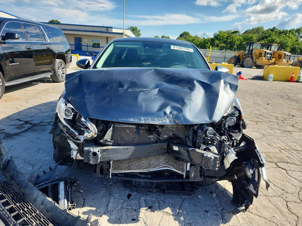 61403766 :رقم المزاد ، 3KPF24AD3ME377254 vin ، 2021 Kia Forte مزاد بيع