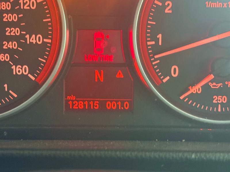 2008 Bmw 335 მანქანა იყიდება აუქციონზე, vin: WBAWC735X8E065774, აუქციონის ნომერი: 63635156