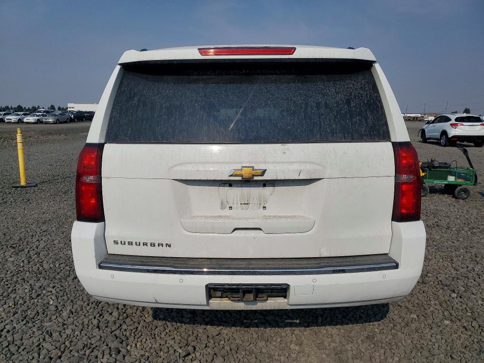 62018406 :رقم المزاد ، 1GNSKKKC0FR186852 vin ، 2015 Chevrolet Suburban مزاد بيع