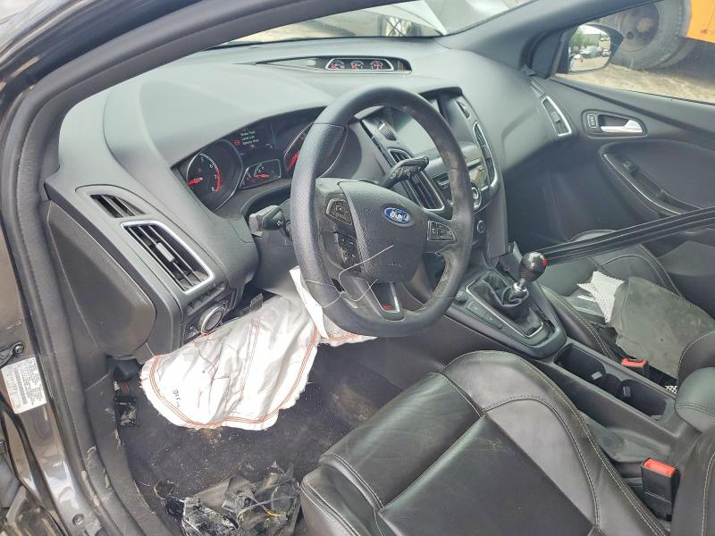 59142336 :رقم المزاد ، 1FADP3L94JL273764 vin ، 2018 Ford Focus مزاد بيع